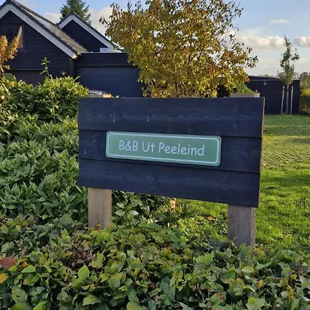 Ut Peeleind Semesterbostad